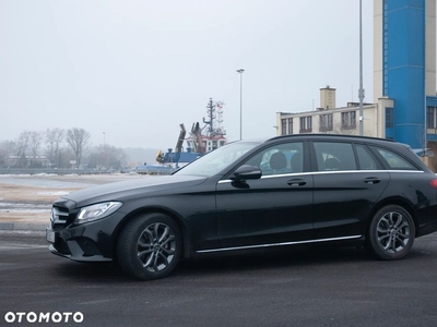 Mercedes-Benz Klasa C 220 d 9G-TRONIC