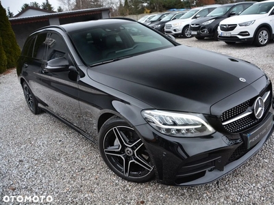 Mercedes-Benz Klasa C 220 d T 9G-TRONIC AMG Line