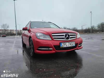 Mercedes-Benz Klasa C 220 T CDI DPF BlueEFFICIENCY Elegance