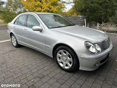 Mercedes-Benz Klasa C 230 Elegance