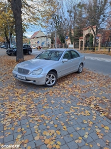 Mercedes-Benz Klasa C 240 Elegance