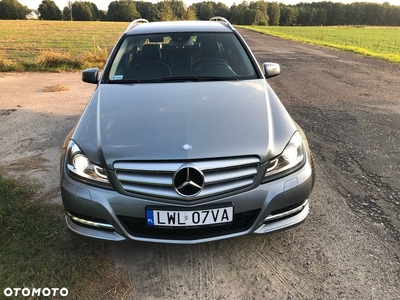 Mercedes-Benz Klasa C 250 CDI BlueEff Avantgarde 4-Matic