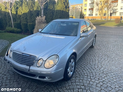 Mercedes-Benz Klasa E 240 4-Matic Elegance