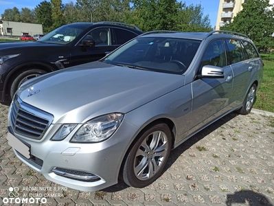 Mercedes-Benz Klasa E 250 T CGI BlueEFFICIENCY 7G-TRONIC Avantgarde