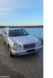 Mercedes-Benz Klasa E 280 T 4 Matic Avantgarde