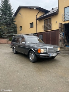 Mercedes-Benz W123