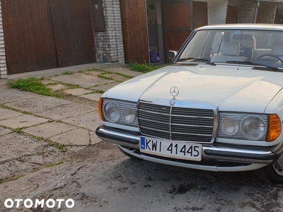 Mercedes-Benz W123