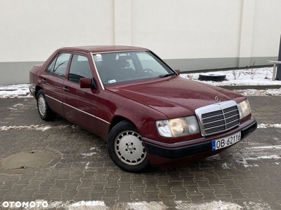 Mercedes-Benz W124 (1984-1993)