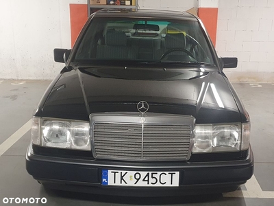 Mercedes-Benz W124 (1984-1993)