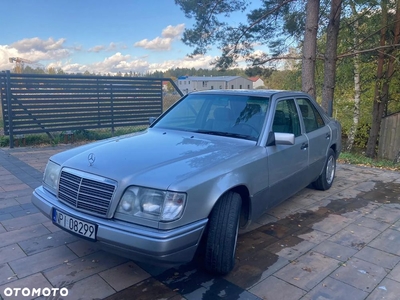 Mercedes-Benz W124 (1984-1993)