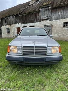 Mercedes-Benz W124 (1984-1993)