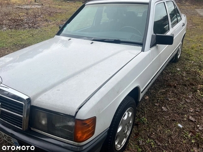 Mercedes-Benz W201 (190)