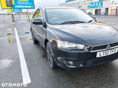 Mitsubishi Lancer 1.5 Invite