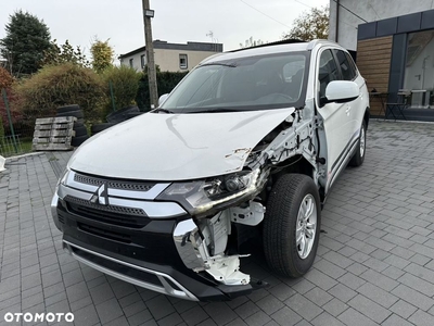 Mitsubishi Outlander 2.0 2WD Diamant