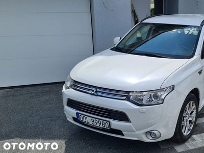 Mitsubishi Outlander 2.0 4WD Plug-In Hybrid Plus