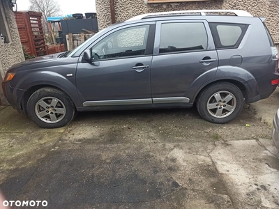 Mitsubishi Outlander 2.0 DID Instyle NAVI