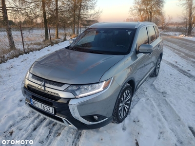 Mitsubishi Outlander 2.4 4WD CVT Intense