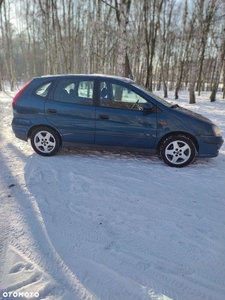 Nissan Almera Tino 1.8 Acenta