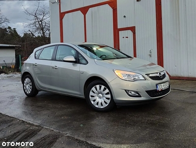 Opel Astra 1.4 Turbo 150 Jahre