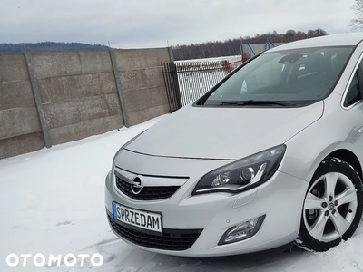 Opel Astra 1.4 Turbo Cosmo