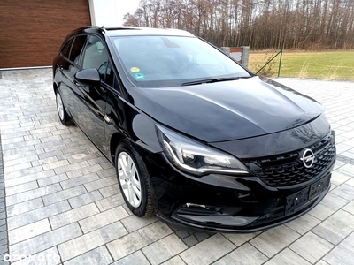 Opel Astra 1.4 Turbo Edition