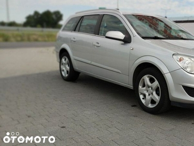 Opel Astra 1.6 Caravan Edition