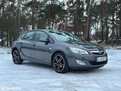 Opel Astra 1.6 Caravan Selection