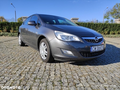 Opel Astra 1.6 Cosmo