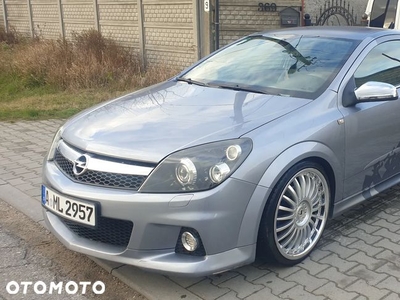 Opel Astra III GTC 1.4 Cosmo