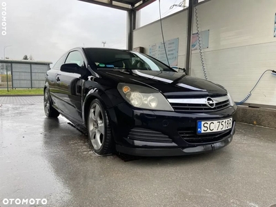 Opel Astra III GTC 2.0 T Sport