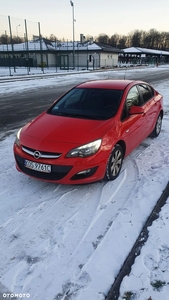 Opel Astra IV 1.4 T Business