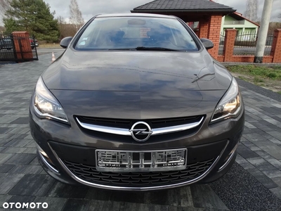 Opel Astra IV 1.4 T Cosmo S&S EU6