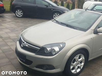 Opel Astra TwinTop 1.8 Enjoy