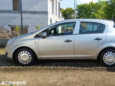 Opel Corsa 1.2 16V Cosmo