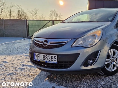 Opel Corsa 1.2 16V Essentia