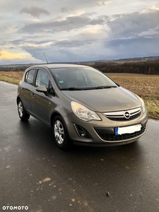 Opel Corsa 1.4 16V Selection 110 Jahre