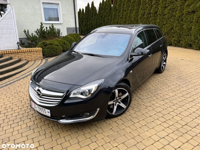 Opel Insignia 2.0 Turbo Sports Tourer 4x4 Automatik Design Edition