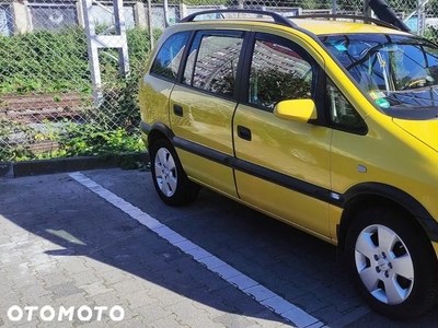 Opel Zafira 1.8 16V Comfort