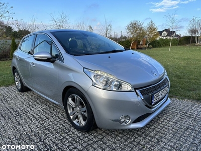 Peugeot 208 E-HDi 115 Stop&Start Allure