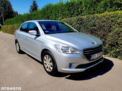 Peugeot 301 1.2 VTi/Pure Tech Active