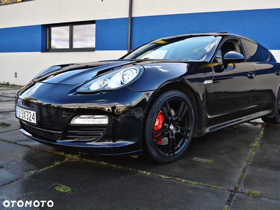 Porsche Panamera 4S