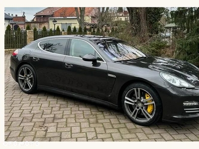 Porsche Panamera 4S