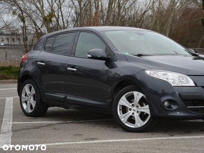 Renault Megane 1.6 16V 110 Paris