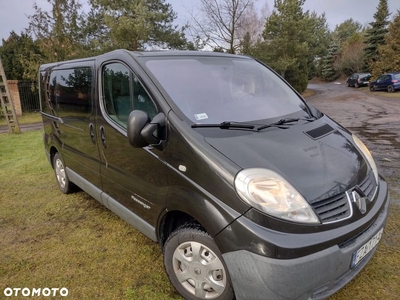 Renault Trafic 2.0 dCi 115 FAP Passenger Black Edition