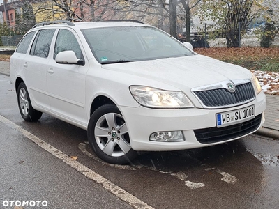 Skoda Octavia 1.6 TDI Ambiente DSG