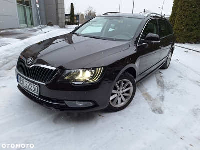 Skoda Superb 2.0 TDI 4x4 Elegance Outdoor