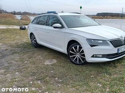 Skoda Superb 2.0 TDI Sportline DSG