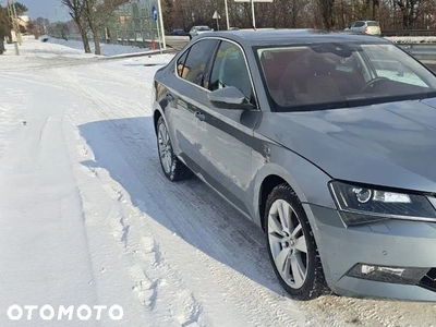 Skoda Superb 2.0 TDI Style DSG