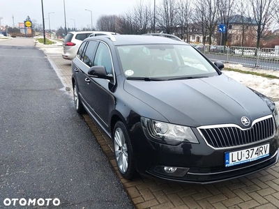 Skoda Superb Combi 2.0 TDI Elegance