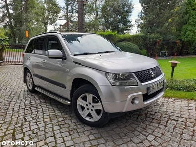 Suzuki Grand Vitara 2.0 De luxe